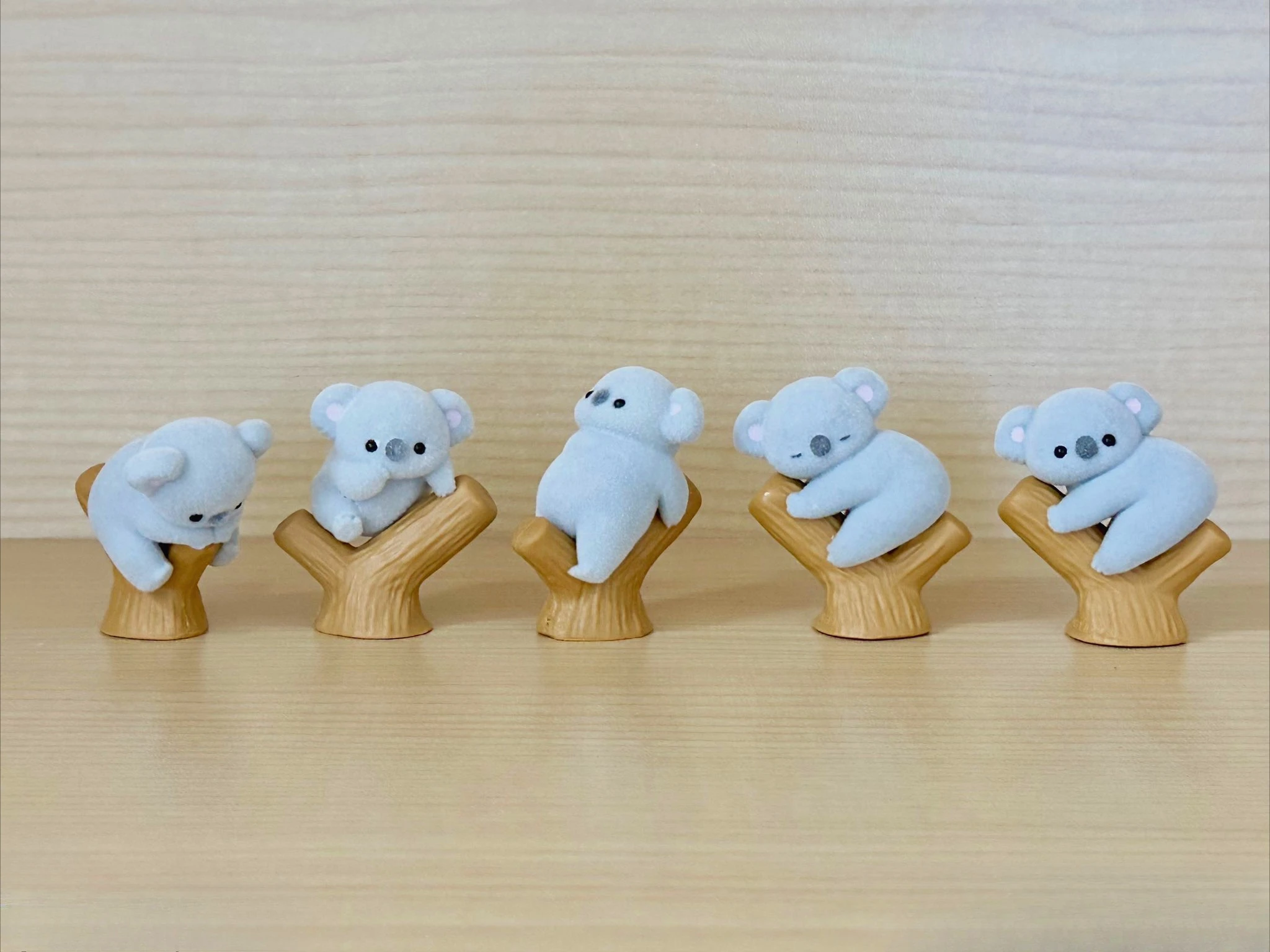 Gelbe Kapselspielzeuge, süßes  – Baby Products Japan Bewertung und Preis
